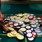 斗地主技巧之选择搭档篇-棋牌论坛-棋牌策略-棋牌技巧网